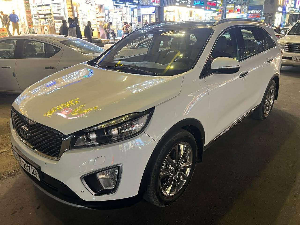 سورنتو موديل ١٨ فول مواصفات ما عدا الفور ويل كفالة عامة رصعة بالجنطة تخم تاير سبير ما نازل مكفولة كير محرك حدادية تبريد دوشمة ارضية طبقتين رقم بغداد انكليزي المالك بغداد السيارة حالياً بالديوانية السعر ٢٢٠ رقم الموبايل 
*********** اتصال مع الواتساب
