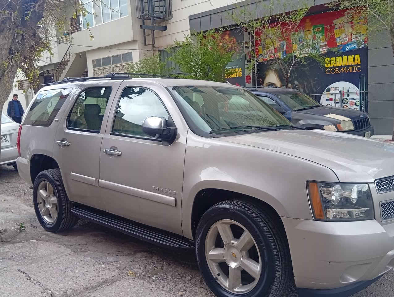 تاهۆ (LTZ) 2009 فول مواسە فات  هەموو گیانی بەشەرت گێڕو مەکینەی  لۆکە و بێ کێشەیە  دە عامی بۆ دە عامی بەشەرت نموو نەی جوانی   ***********
