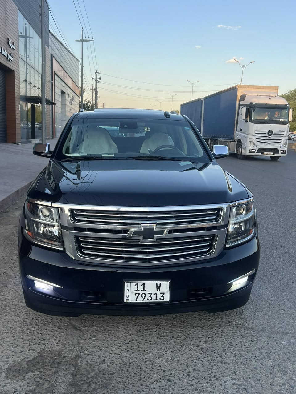 السلام عليكم شفرليت تاهو 2019
خليجي وكالة المنصور بريمير 
كفاله عامه ضربه وصبغ وتبديل وبارد 
رقم بغداد وبسمي فول موصفات بريمير 
ماشيه 94kM حقيقي 
سياره جديده ع وضع الشركه 
العنوان البصره 
السعر 410
رقم الهاتف ***********
