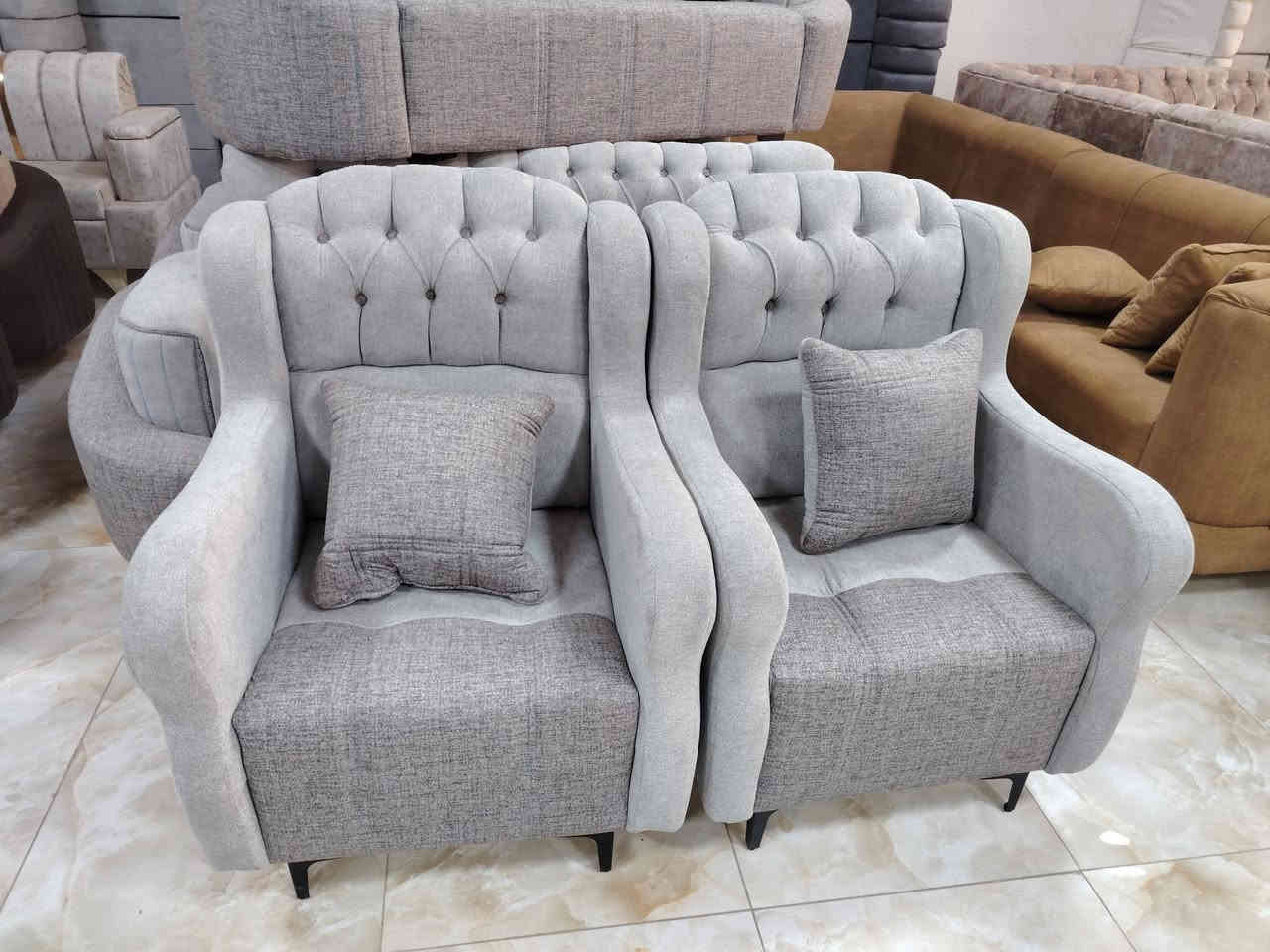 ⚜️👑 مجمع ابو بلاش للاثاث 👑⚜️.
جميع اللوان متوفر مختلف المديلات والقياسات صار عنده مراوس القديم بالجديد صار عدنه نضام القصد📌 العنوان كربلاء طريق الحر مجاور معمل الثلج  مقابيل الاتحاد الرياضي اي ستفسار الاتصال  يوجد واتساب 👈***********👉👈***********👉
