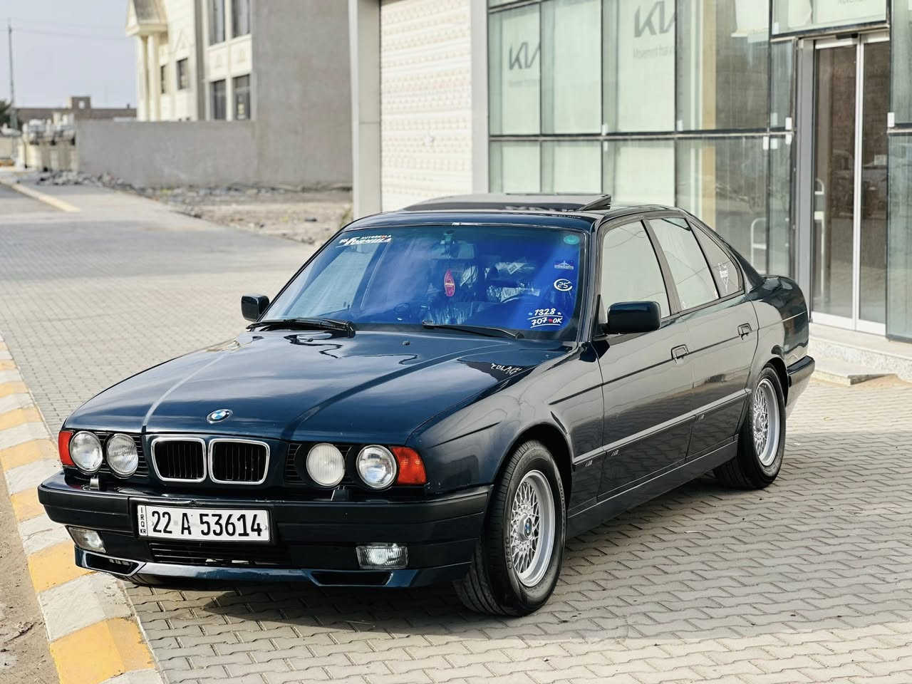 السلام عليكم للبيع بي ام موديل 1992 محرك مسكر شرط كير وتماتيك شرط صدر امامي خلفي جديد تخم تاير جديد سنتر لوك شغال بجم عريض سلايت طكتين رقم اربيل جديد سنويه جديد تخم ويل جديد تبريد ثلج 🧊 شرط كلها شغال شرط السعر 65 وبيها مجال يرهم مروس حسب القناعه مكاني تكريت ***********
