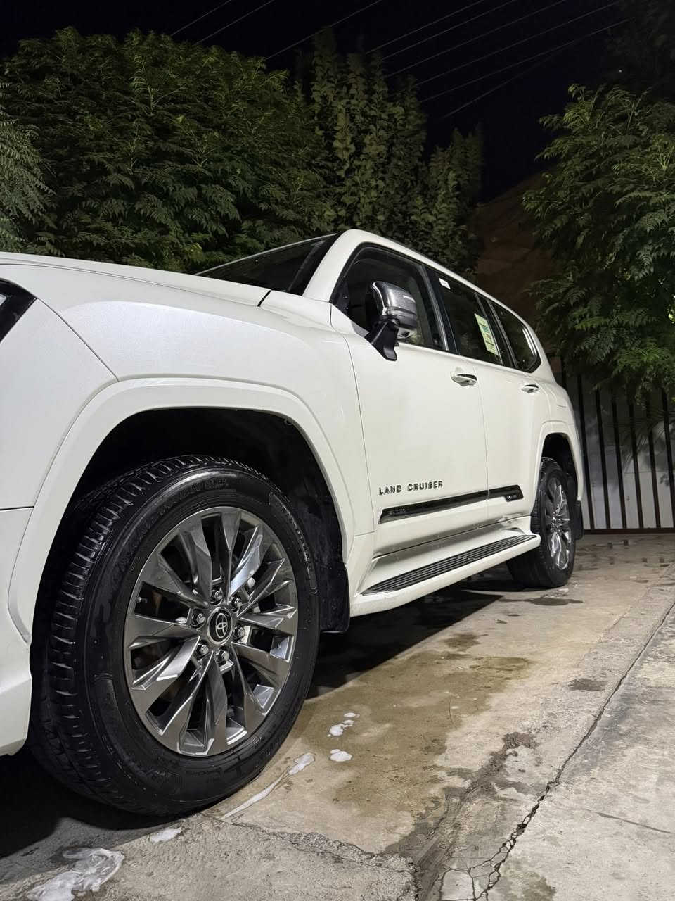 السلام عليكم 
2024مكفوله ساز الأصلي vx
رقم أربيل ماشي 85
مكاني سيديه 
السعر 750$
***********
