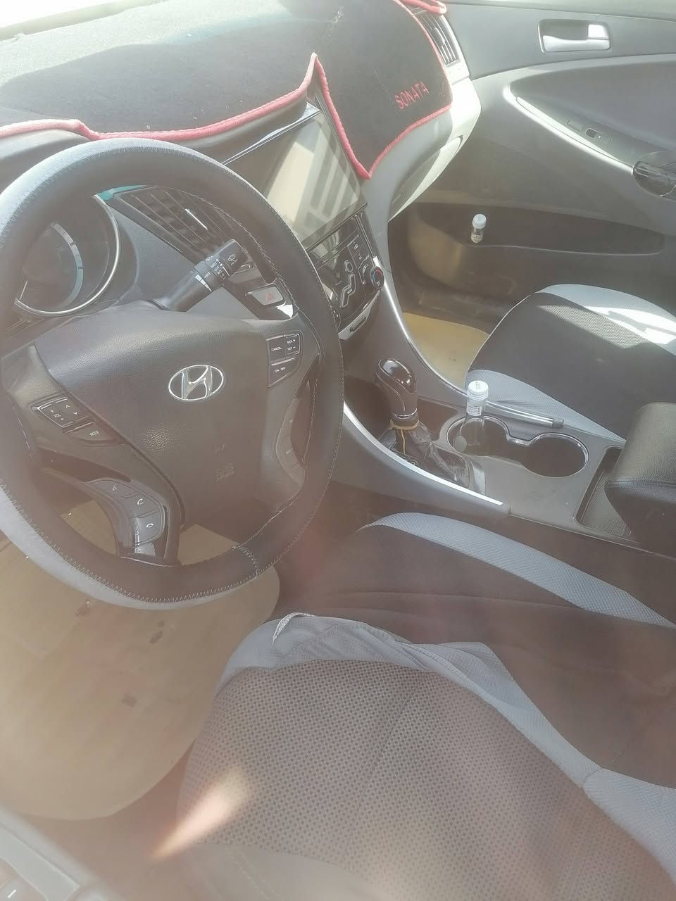 السلام عليكم سوناتا موديل ١١ امريكي صبغ حزام ضربه فقط جاملغ خلفي رقم انبار مكاني الفلوجه تبريد شغال صدر جديد  ترهم نص بنص السياره سعره بالنقدي  ٩٢ وبيه مجال للاتصال ***********
