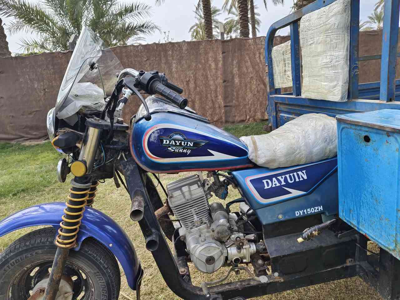 السلام عليكم  

للبيع   ستوتة دايوان 2020 رقم انكليزي وسنويه باسمي 
كهربائيات كلها شغالة سلف هندر  محرك نضيف 
السعر مليونين وبيها مجال مكاني واسط العزيزية  البدي بي خياس قليل ***********
