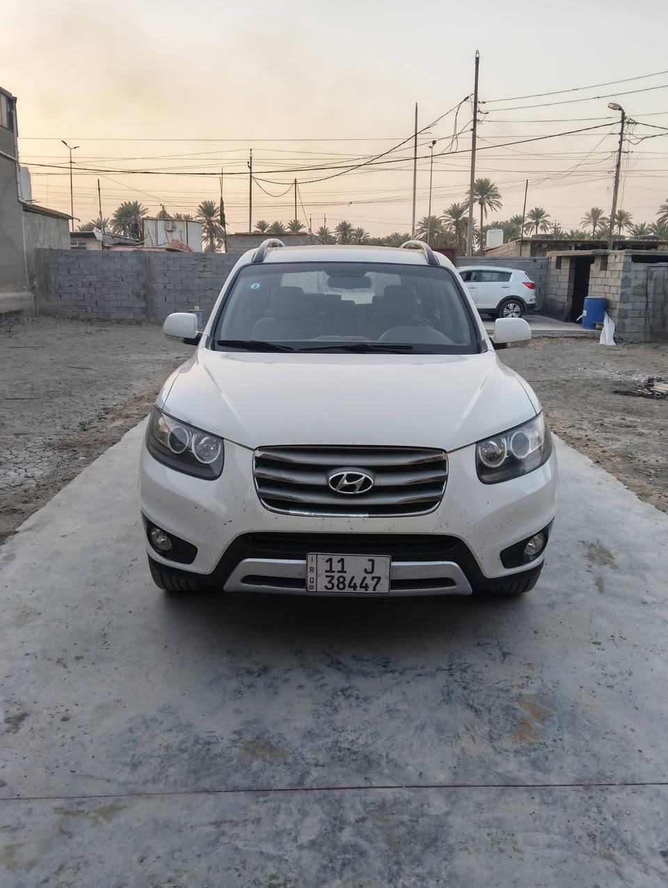 السلام عليكم للاستفسار *********** للبيع سنتافيا 2012 خليجي فولل موصفات واحد على واحد فتحه بصمه ثلاجه سته سلندر سبعه راكب 3قطع تبريد كشن كهرباء تبريد بيانو رقم بغداد بيها صبغ باب السايق سياره جديده كير محرك حداديه تخم تاير كله جديد مكاني بابل المسيب
