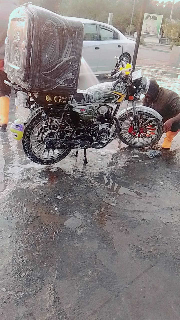 السلام عليكم دراجه مديل 25 كفاله عامه جيب فيتر وتعال ماشيه 10 الف بسعر 825 مكاني  البياع رقمي ***********
