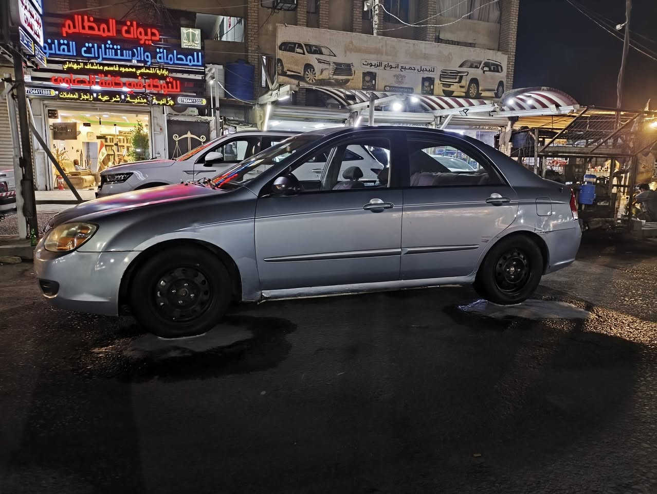 سلام عليكم لبيع سبكترا رقم ميسان موديل ٢٠٠٧ سنويه جديده مبدل بيه بابين نفس اللون بسمي بيه جراد السياره منضومه غاز بيه 
السعر ٧٥ وبيه مجال بسيط ***********
