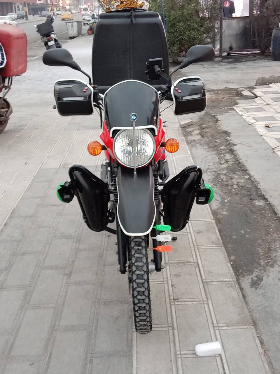 السلام عليكم شلون الشباب الطيبه موديل 23 جاهزه دراجه ما بيها اي نقص سعرها 2 وربع والشرايه يتدلل عنوان الدوره شارع 60؛؛؛***********
