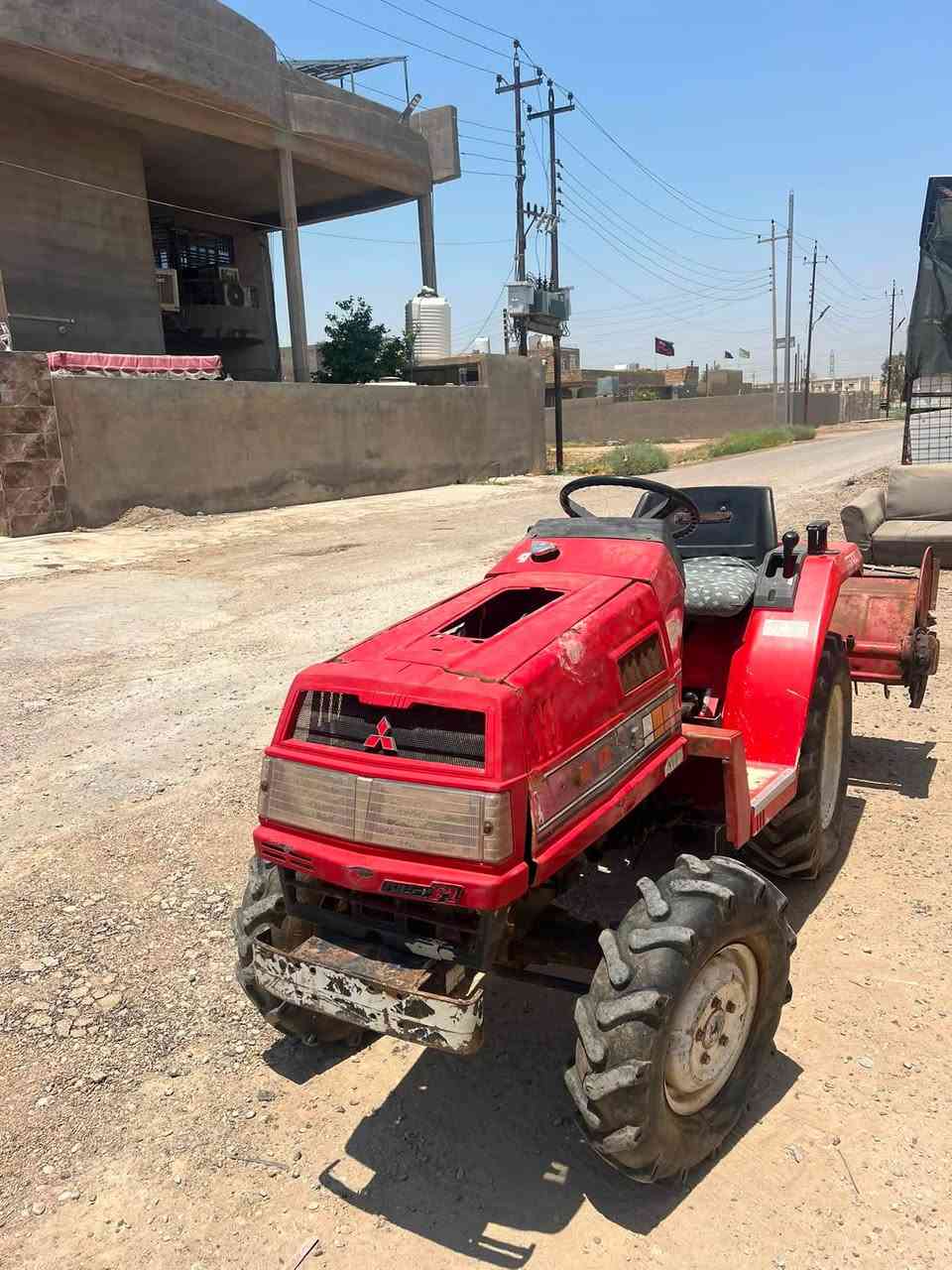 مكينة مسيوبيشي MT14 دبل اكسل
محرك گير اكسل بلادي مو مفتوح المكينه نظافة 80‎%‎ 

ملحقات رافوسه بس ويرهم الها فدان صغير مسوين الها تحوير 

السعر 3 مليون 
ديالى الغالبية سيف سعد 

***********

