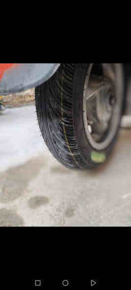 السلام عليكم 🫡 
فراشة فحل السعر ( ٥٥٠ ) وبيها مجال 
دراجه برغي معايزه شغال كلشي 
بيها شلعه ومعدل يخبلن 
مكفوله دراجه من الفتح 
اليحب يتصل ***********
