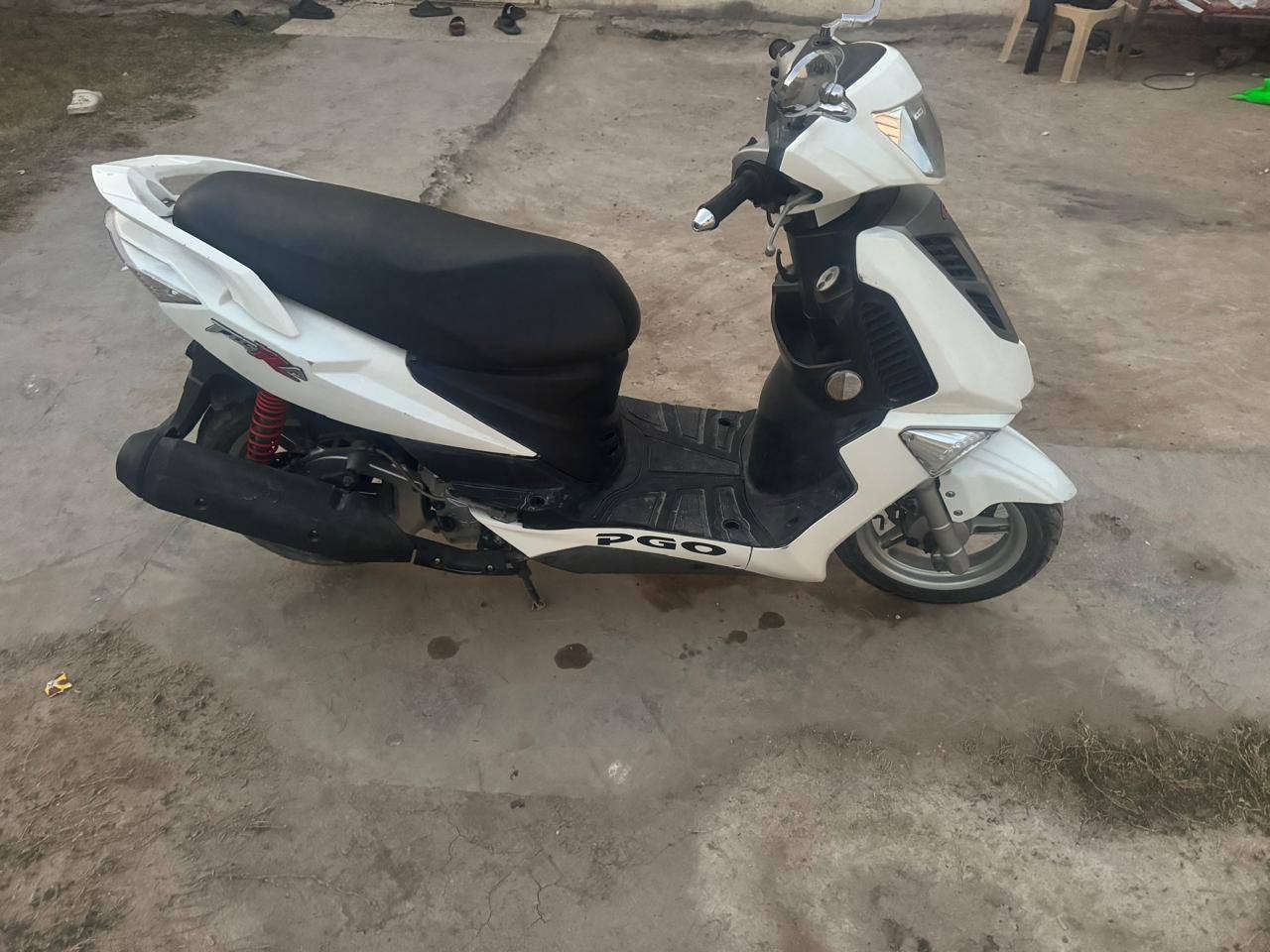 دراجه بيجو pgo ياباني رمبه مامشتغله بالعراق حجم المحرك 150 cc نوزل حجم الأطار 12 بريك دسك أمامي وخلفي مكفوله جاهزه للعمل .....السعر مليونين وميه
للأستفسار الأتصال على الرقم :
***********
