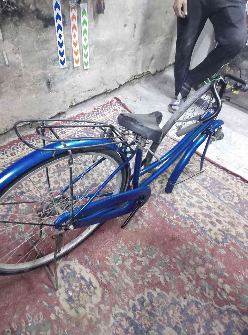 سلام عليكم باسكل بناتي للبيع حجم 26كامل مكمل مابي نقص مال حاوية نضيف كلش ويالتة عدلة بركية قوي بي لايت وبي قفل كامل مكمل سعر 110وبي مجل مارد خاص مكاني بغداد العبيدي خابرني علة هاذا رقم***********
