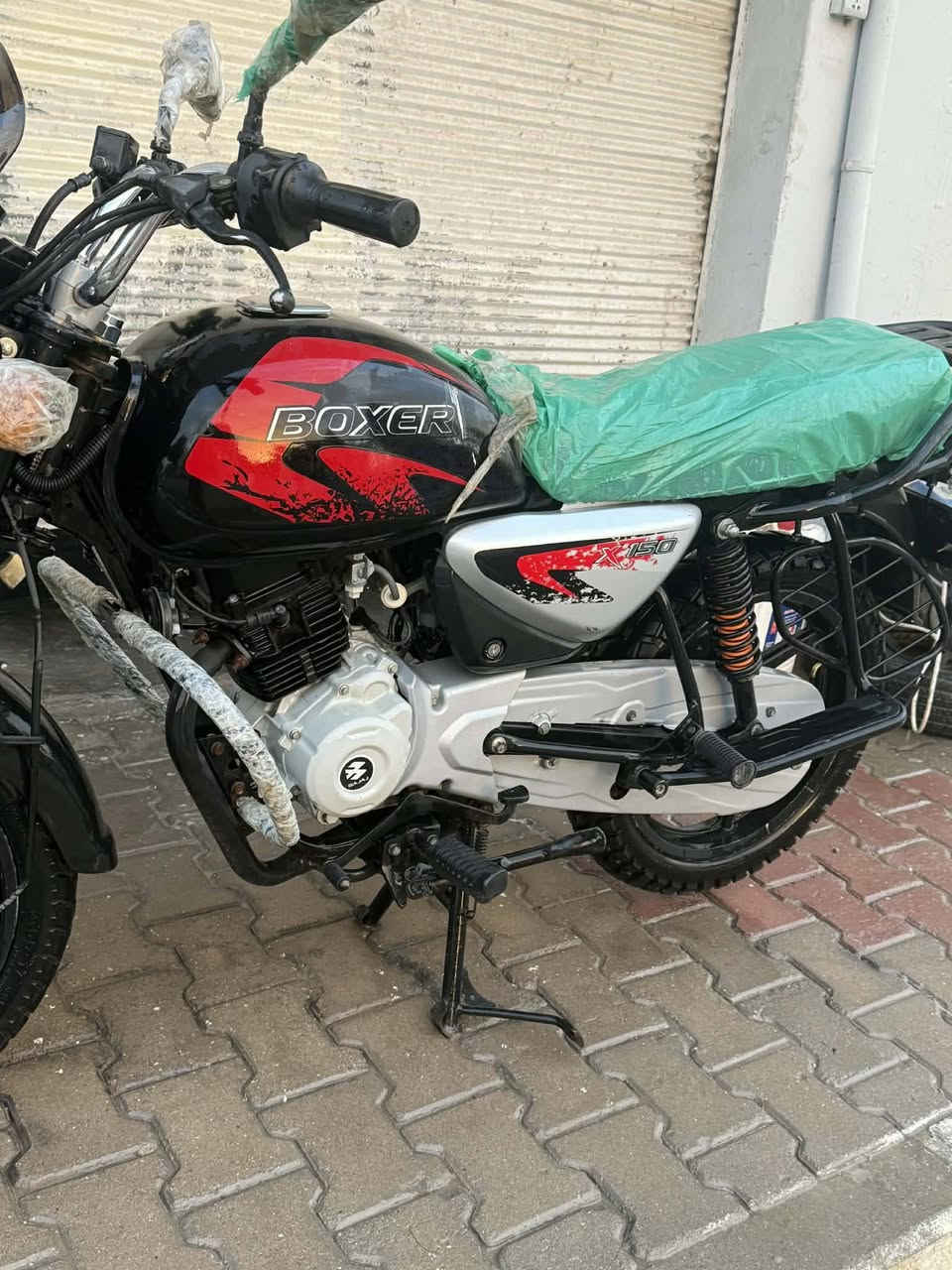 سلام عليكم دراجه بوكسر موديل ٢١ مرقم سنويه لوحه ديالئ دراجه مكفوله كفاله عامه جانت بلحجز دراجه جديده بمعنئ الكلمه مابيه اي نقص الشراي يتصل *********** مكاني ديالئ بعقوبه
