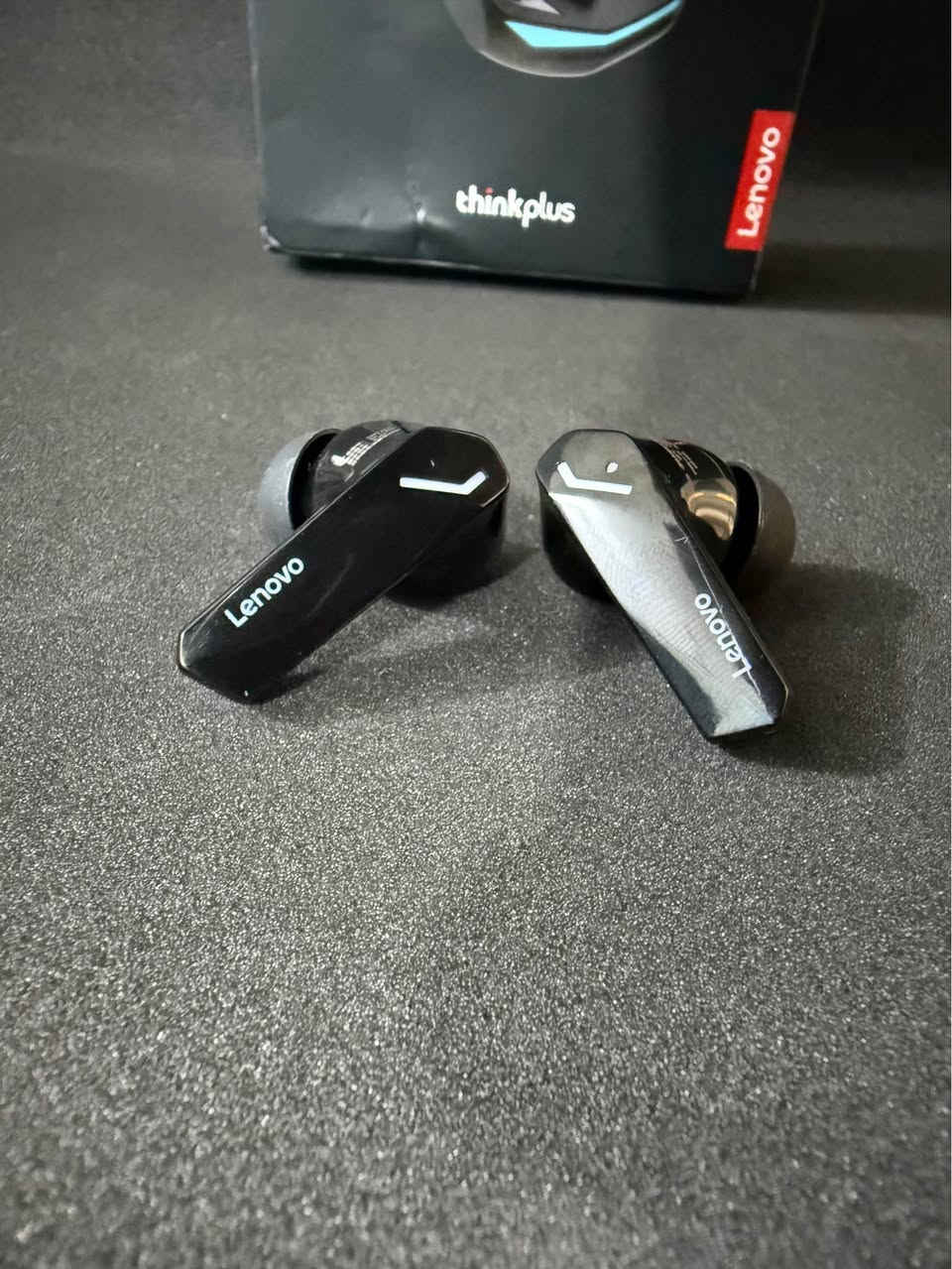 سماعة ايربود ماركة لينوفو - GM2 Pro -

اصلي وكالة - Lenovo - 

ملاحضة 🔙 قطع كلهم أمازون أصلي 

مميزات السماعة 

- مقاومة للماء والغبار IPX5
- الغاء الضوضاء ENC
- تنطيك 35 ساعة من الاستخدام مع علبة الشحن
- صوت محيطي ستيريو 360 درجة
- ميكرفون مدمج للاجراء مكالمات واضحة

السعر 20 الف والتوصيل مجاني كل العراق 🚚

للحجز والاستفسار مراسلة الصفحة 

رابط واتساب مباشر الي يريد يراسلني 👇

https://wa.me/message/ANGQMMLUZKO4C1 بغداد, العراق


**إذا كنت صاحب هذا الإعلان وتريد حذفه لأي سبب، رجاءا أرسل رسالة إلى الدعم الفني**