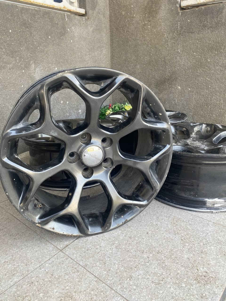 ويل ١٨ اوباما
نظيف بدون تصليح ولحيم 
للبيع فقط 
سعر خاص 
***********
