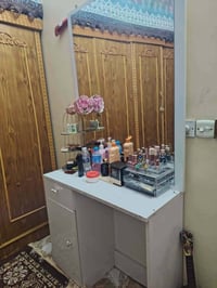 مراية • غرفة نوم • ديكور