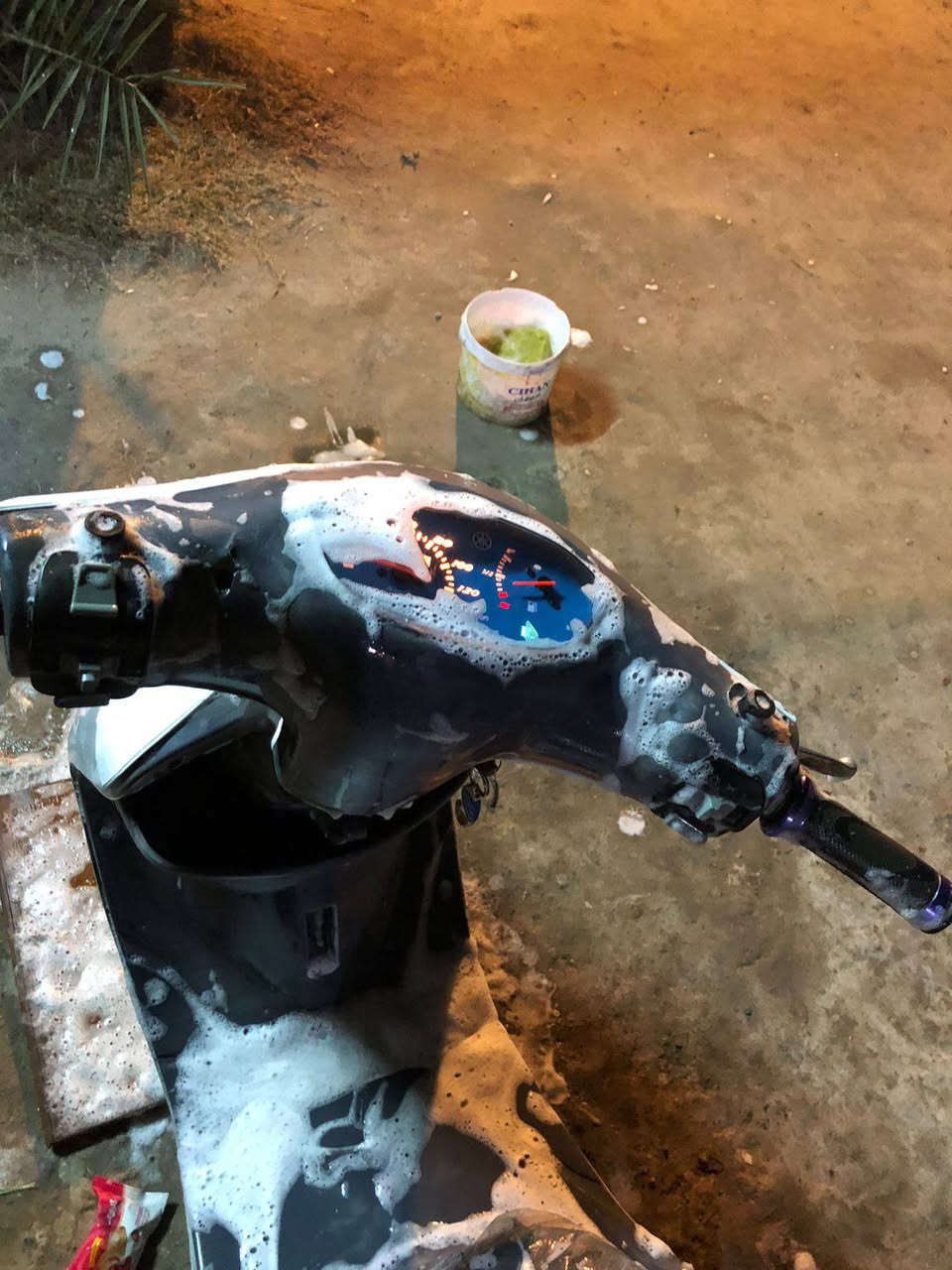 سلام عليكم ماكس قجمه دراجه مكينه بلاد مكينه حلوه ناعمه كهرباء شغاله سعره 600 بيه مجال قليل مكان البصره الجنينه 

***********
