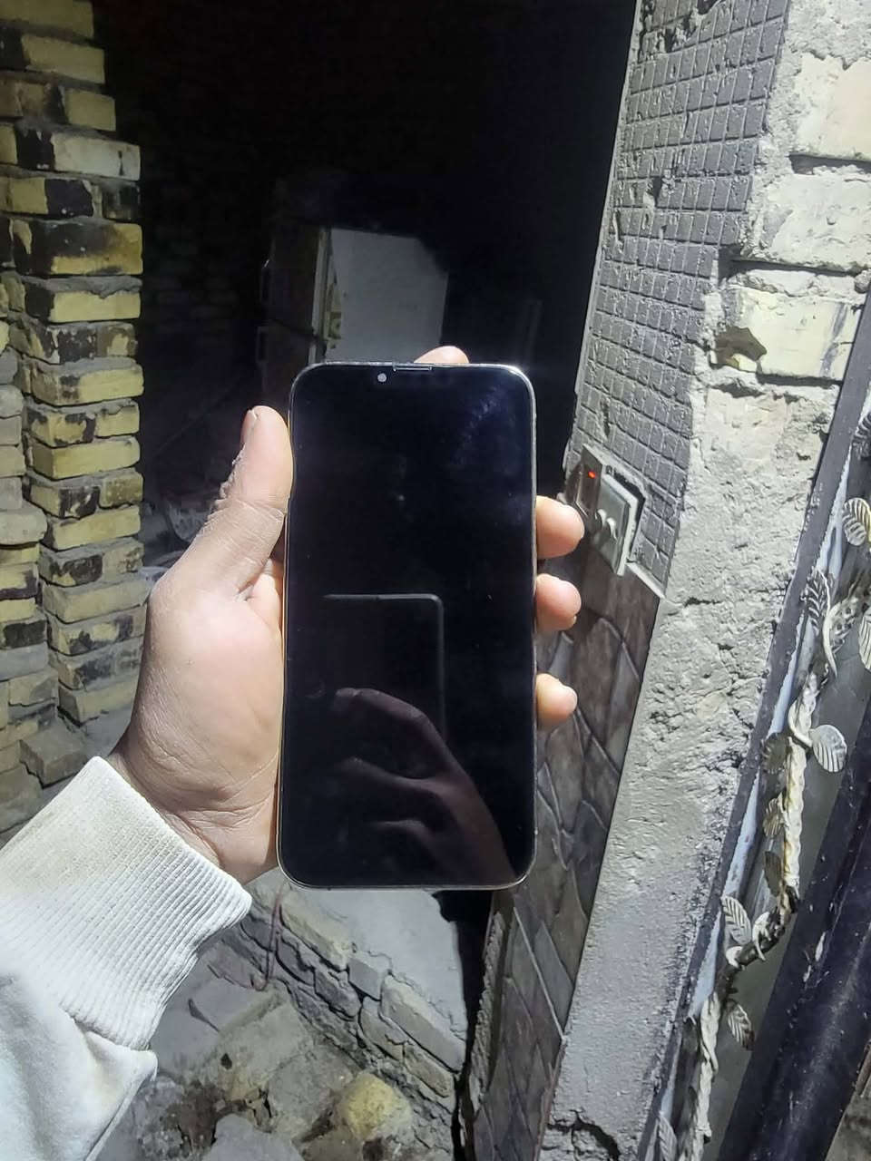 ايفون ١٣برو ماكس ذاكره ٢٥٦بطاريه ٨١الجهاز مبدل شاشه والشاشه بيها نقطه مثل ما موضح بالصوره وكامره التلفون الخلفيه واكفه باقي كفاله سعره ٤٥٠ بي مجال


**إذا كنت صاحب هذا الإعلان وتريد حذفه لأي سبب، رجاءا أرسل رسالة إلى الدعم الفني**