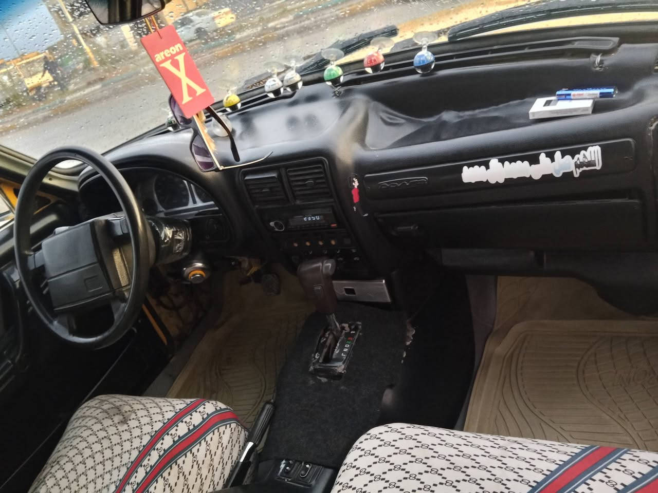 فولكه 2003جاهزه سنويه جديده مكينه كير ونجي تبريد تخم تاير حداديه كهربائيات جاهزه مصفره خط بحث سعر 28 %*********** مكان شطره
