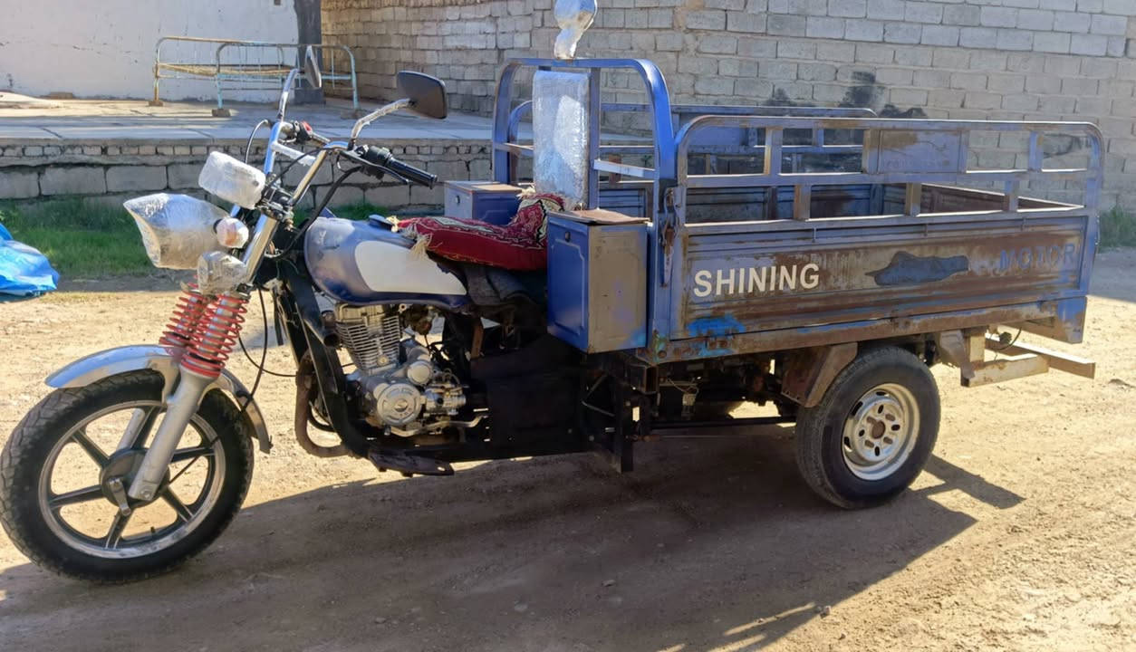 السلام عليكم 
ستوتة للبيع موديل2016 مكفولة كفالة عامة مالت جناي كاملة اي نقص مابية محرك جديد ركبة شاصي مابية قطرة لحيم دبل محجر كهربائيات سلف كامل المكان المقدادية شهربان الشراي يخابر عل رقم ***********
