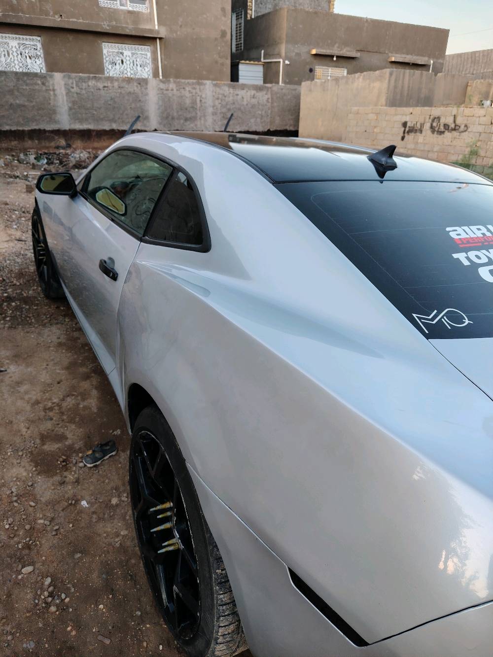 
أريد معرفة سنة تصنيع السيارة؟: 
كمارو 2010
ما هو عدد الكيلومترات المقطوعة؟: 
160
ما هو سعر البيع المطلوب؟: 
75
وين موقعك لو أحب أشوف السيارة؟: 
بابل