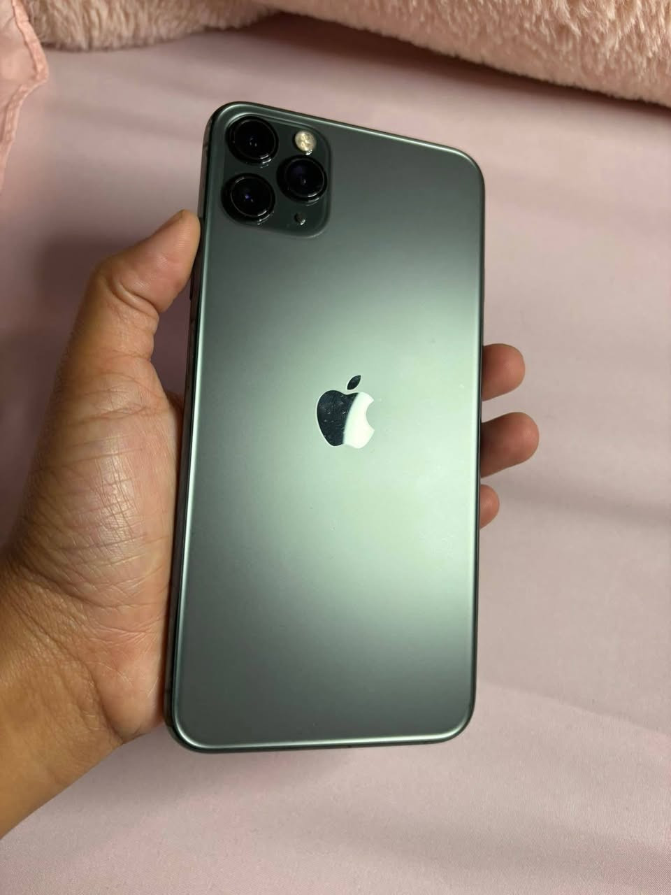ايفون 11 برو ماكس 💚
ذاكرة 256GB✨
نموذج M شرق اوسط🎀
بطارية معلاية  يوم كامل  كلش زينه
كامراته معروفه خرافيه بتصوير
محدث IOS  26 احدث اصدار🌖
مبدل شاشه تفصيخ يعني اصليه مال جهاو ثاني سوبر امولد 
جهاز مضمون وكله ضمان ماكو مشاكل 💗

غراضه ويا شاحنه كيبل كارتونه وحافضات حلوه

مراوس باندرويد اريد مكاني كاضميه


**إذا كنت صاحب هذا الإعلان وتريد حذفه لأي سبب، رجاءا أرسل رسالة إلى الدعم الفني**
