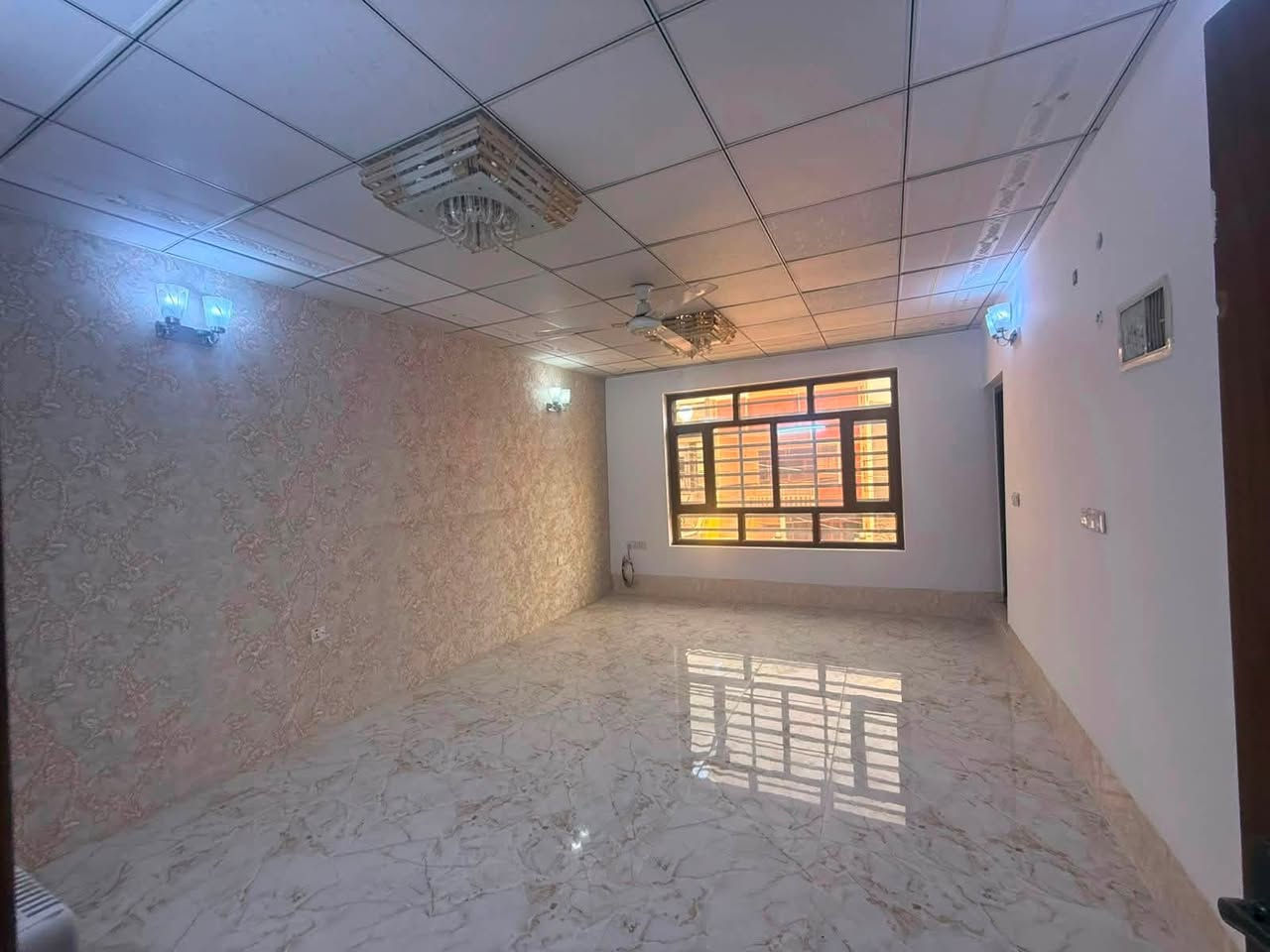 #بيت_للبيع__بيع_سريع_سعر_رخيص
🔸سند طابو يتسجل بإسم اي عراقي

📍أربيل - حي 5 حساروك قرب مجدي مول 

➖مساحة 150 متر  قرب شارع 120م
يتكون⤵️
➖4غرف نوم 
➖استقبال-صاله-مطبخ-مجموعه صحيات-كراج

للتفاصيل اكثر او استفسار و سعر 👈🏼https://t.me/aqaratalshmal
#سعر 1
***********
***********

#عقارات_اربيل_عقارات_موصل_عقارات_انبار_عقارات_البصرة_عقارات_كركوك_عقارات_ديالي_لانه_ستي_تكريت
#عقارات_سامرا_هفالان_فرمانبران_ستي_كلوبال_ستي
#حي_قربو_اشتي_فيلج_هيوا_ستي_اوزال_ستي_اربيل_الجديدة_5حساروك_ازادي_نوي_مارينا_ستي

1020
