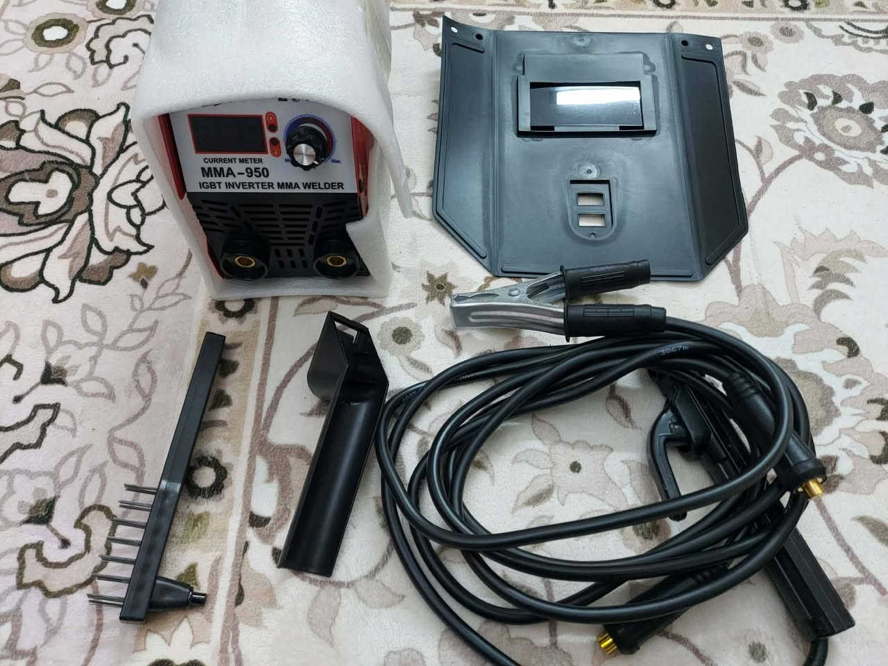 مكينة لحيم ملواكي امزون حجم MMA_950 وبيه ضمان مع واقي قناع كاملة ملحقات السعر 35 مع التوصيل مكاني بغداد مشتل ***********
