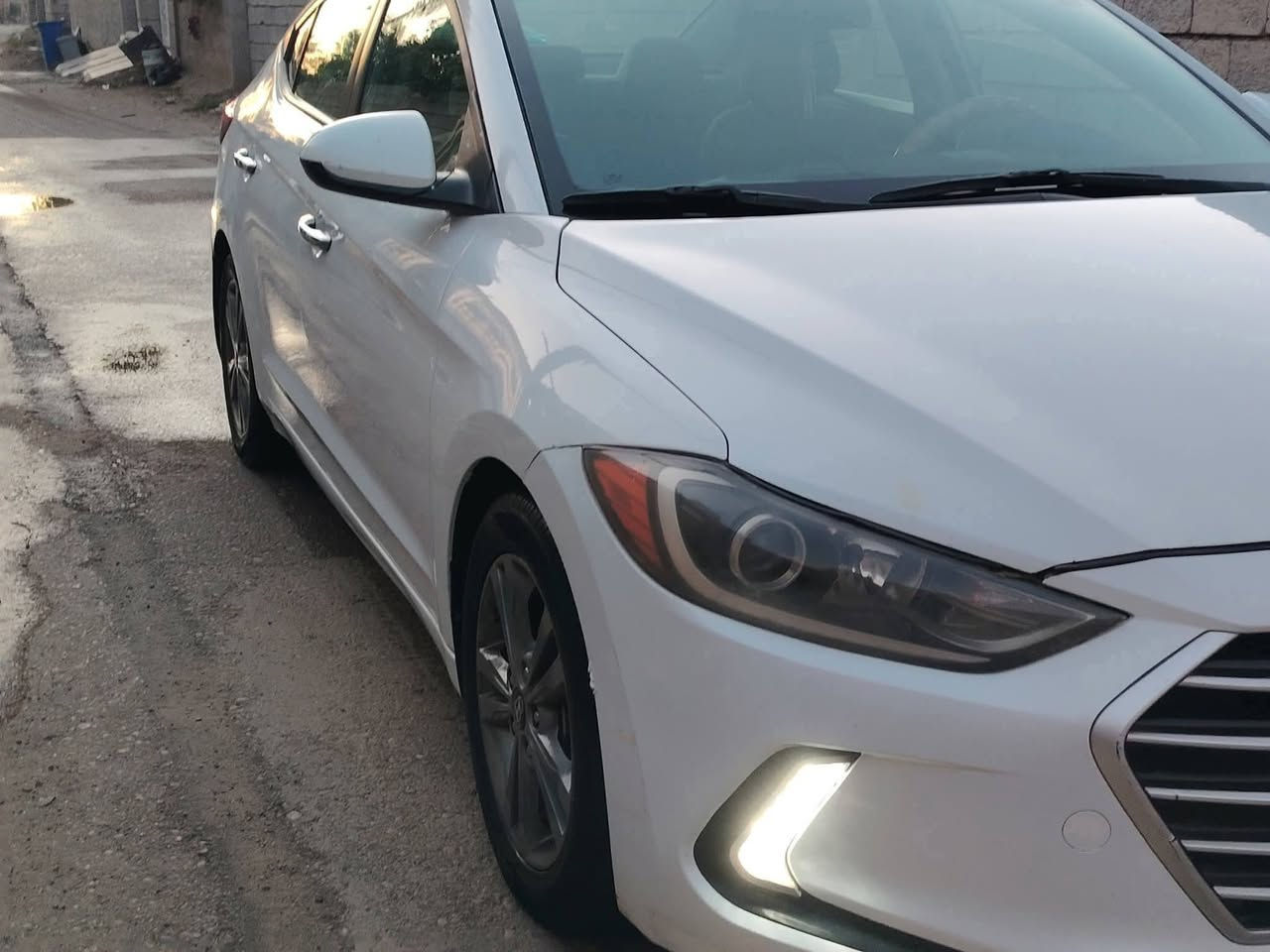 🚗🚗🚗السونار مرفق ورقم الشاصي مرفق بالصور ..اقره التفاصيل زين الله يخليك ..وشوف الصور زين ..النترا 2017 رقم بغداد الماني مكينه 2000 دوش كير AT  تحويل مباشر ضررها بامريكا بنيد مبدل موضح بالصور ..بالعراق مابيها ضرر ..بيها صبغ مكانات بسبب تكشير الصبغ .هذا الموديل معروف عنه يتكشر صبغه .شرط لامعجون ولادكة چاكوج  كفيلكم الله ورسوله .سياره مخدومه حداديه  تايرات ..السعر 112وبيها مجال بسيط ..للاستفسار اكثر الاتصال ع الرقم ***********.السياره مال جناي...
مكان السياره صلاح الدين ..
