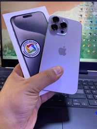 آيفون ١٥ برو ماكس • نضافة ١٠٠ • بطارية ٨٨