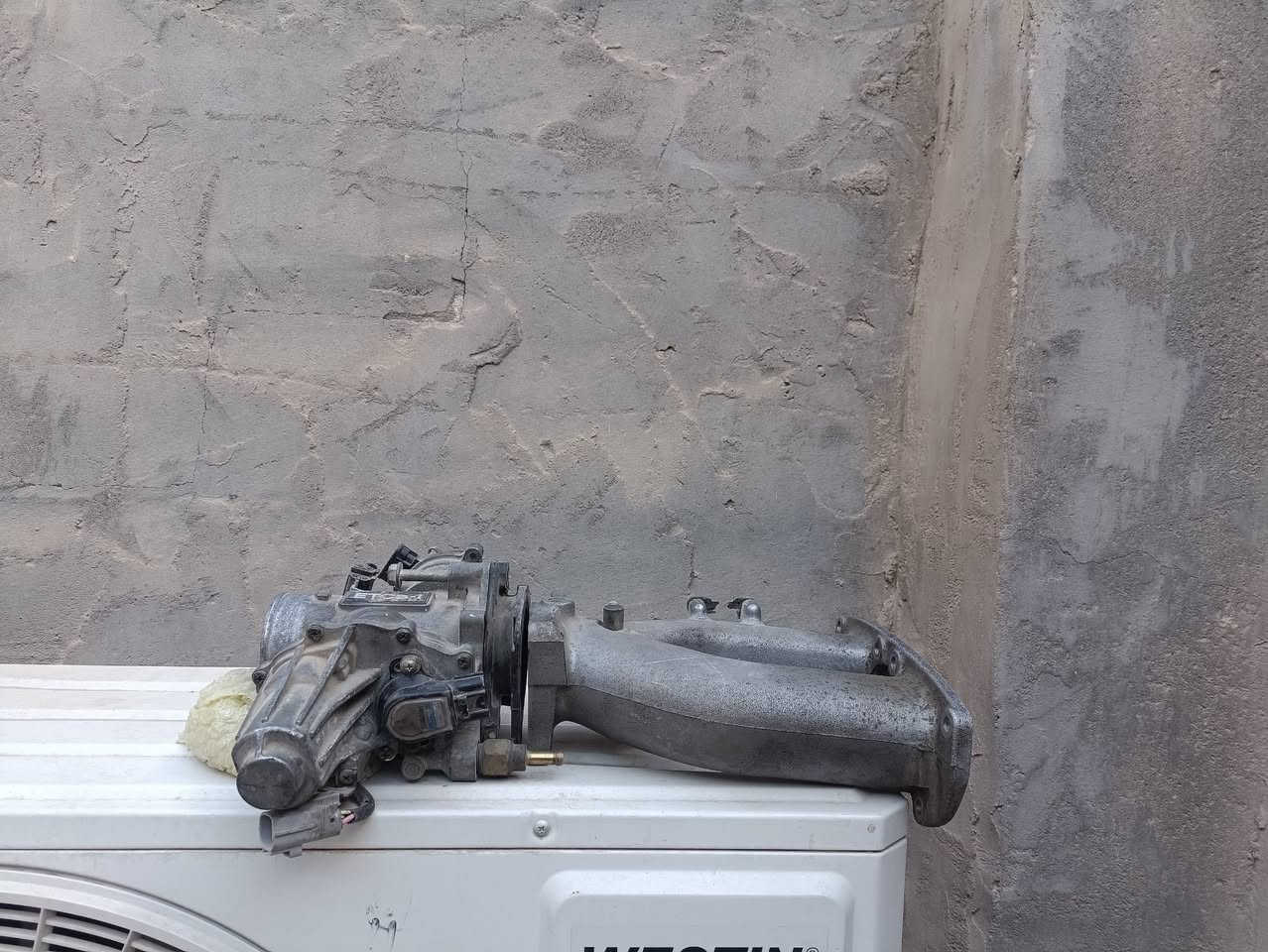 السلام عليكم
جويترات للبيع 2500و3000فيشه وبطل 
وشاشة كامرةبلوتوث واواكس ورام شغال ونضيف 
الغراض كلهن 200اتصال على***********كربلاء
