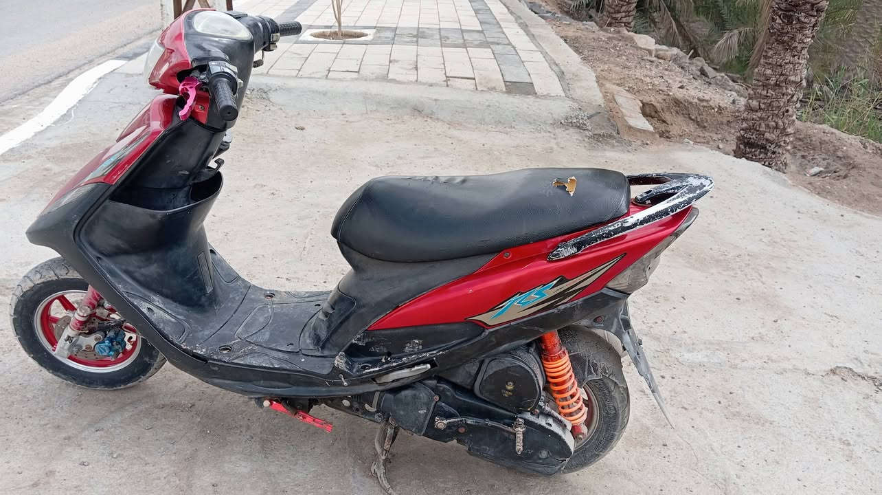 السلام عليكم دراجه ماكس عدله للبيع بلاديه مفتوحه قبل شهر دراجه فول شلعه مزوده تزويد خارجي دراجه خير من الله باقي التفاصيل والسعر خاص سعرهاا مناسب،*********** وتساب او خاص
