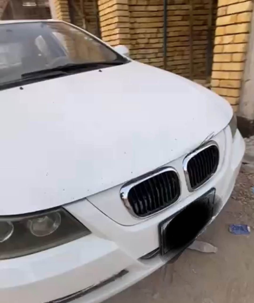 سياره ليفان مديل 13
محرك كورلا 1800
گيرها بلاد عادي
تبريدها شغال
حداديه صدر كله جديد
فتحه شغاله
تحكم مري شغال
جامها يصعد وينزل ماعدا وحده خلفيه
سنتر لك شغال بصمه
سياره اقتصاديه ومال شغل 
بيها نواقص بسيطه هاملها لعدم التفرغ
السعر 39 وبيها مجال 

رقم ذي قار
عندي وكاله بيها عامه
راعيها موجود

*********** سوق الشيوخ, ذي قار
