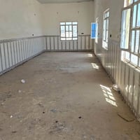 مزرعه على شارع العام عمود ٨٥٠ /بيه ٥٠٠ مشعاب مسمده متفونه بحاجه اله فل...