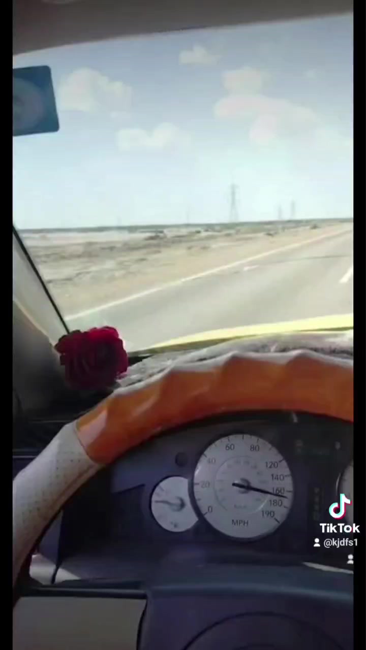السلام عليكم اوباما 2010 اصل رقم بغداد نكليزي بأسمي سياره جاهزه حداديه تخم تاير تبريد مكان ناصرية قضاء الرفاعي ***********
