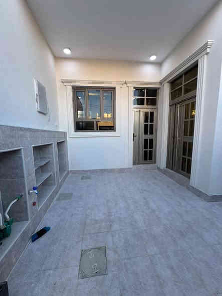 السلام عليكم مشتمل ١٥٠ متر للبيع  دور الزراعه الثالثه قرب فرن الصمون سعر ٩٥ وبيه مجال ***********
