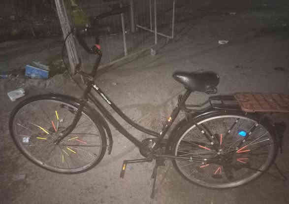 السلام عليكم شباب بايسكل للبيع بالديوانيه بايسكل نظيف سعر 85 في مجال
رقم الموبايل ***********
