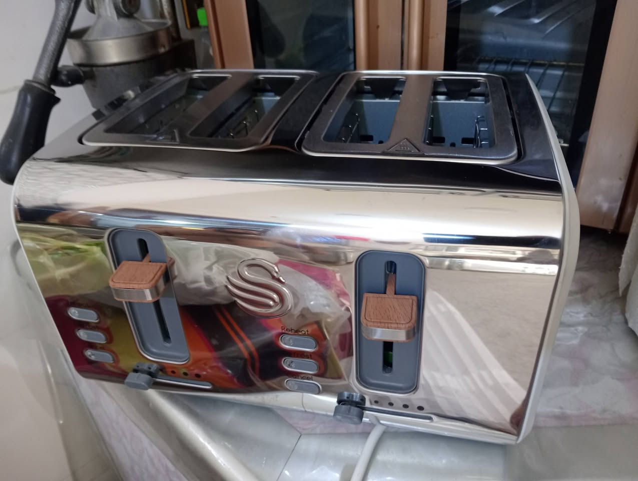 للبيع


**إذا كنت صاحب هذا الإعلان وتريد حذفه لأي سبب، رجاءا أرسل رسالة إلى الدعم الفني**