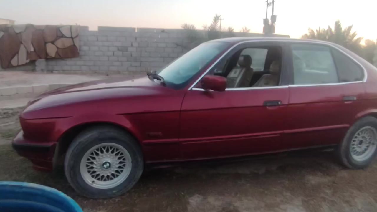 سلام عليكم من رخصت الادمن بي ام ٥٣٥  بجم عر يض موديل ١٩٩١ رقم بغداد بيه نواقص قليل جان بيه كازكيت بس سويته السعر. ع  *********** واتساب
