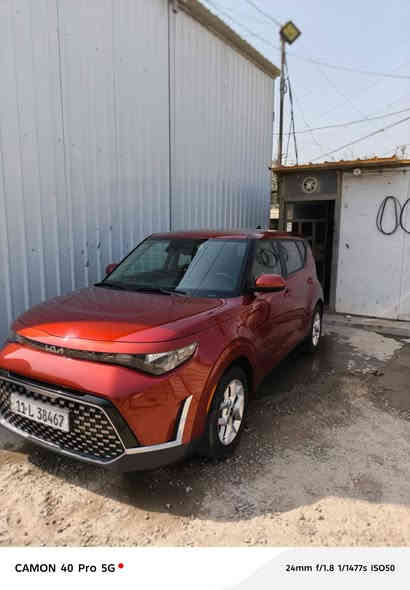 سلام عليكم كيا صول موديل 2023
فول مواصفات ما عده الفتحه 
سياره ماشيه 35 مكينه 2000 دوش مواصفات 
رادار تحكمات توقف ذاتي  3انضمه قياده  شاشه كامره خلفيه
سونار مرفق بجم كبس كله على وضع الشركة 
رقم بغداد تحويل مباشر عنواني بغداد ابي غريب شارع الزيتون 
السعر 165وبيه مجال شويه 
رقم هاتف تصال او واساب
 ***********
***********
