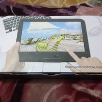 ديفيدي • شاشة صغيرة • كافة الملحقات