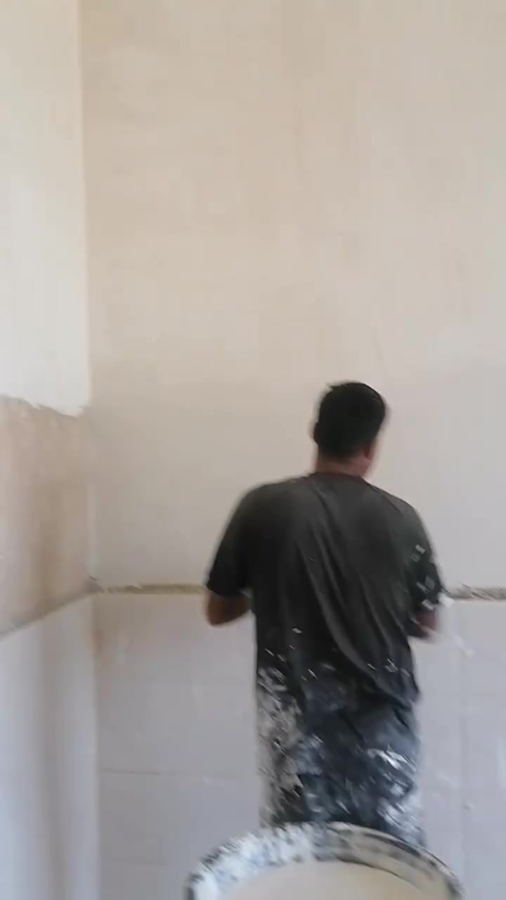 السلام عليكم اخوان خلفه لبخ جص وبورك وسمنت وبناء بلوك وطابوق درجة أولى اليريد يتواصل ***********
