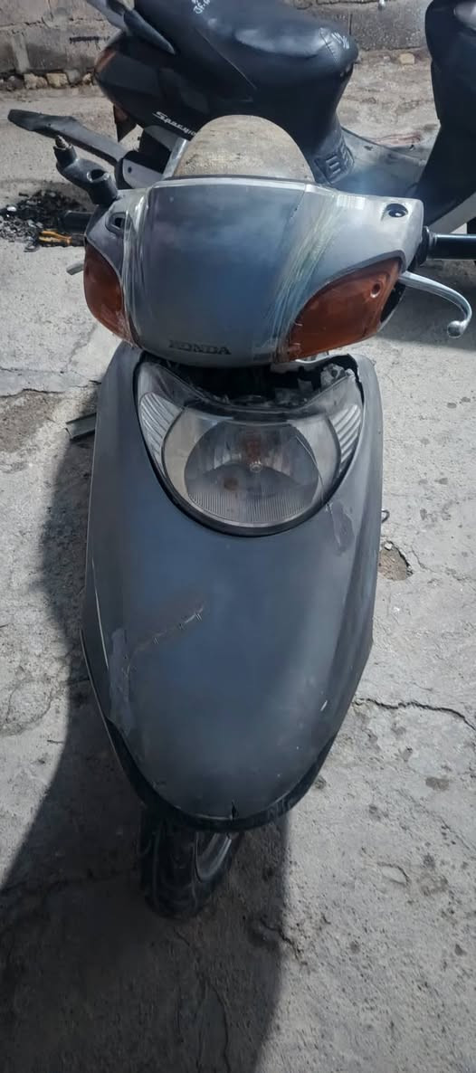 سلام عليكم سبيسي ياباني طافيه متروكه دراجه للبيع علا وضعهة اب 250 مكاني كوت انوار الصدر شراي يتصل ***********
