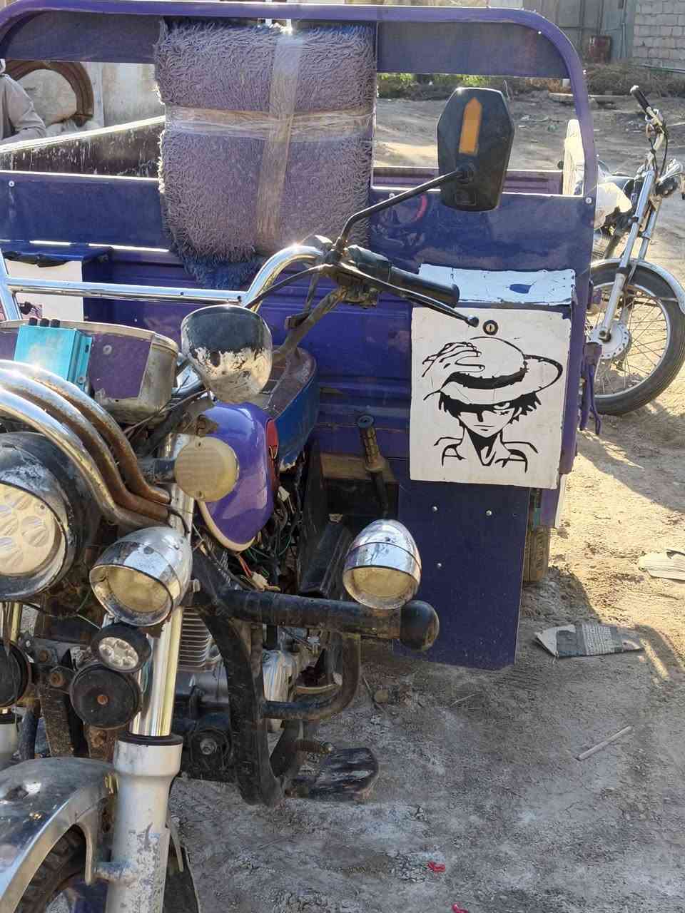 السلام عليكم ستوته للبيع مديل 21 اوراق اصولي سعر 1400 وبيه مجال مكان بلقاسم رقم ‏(‏‪***********‬‏) مامتواجد خاص
