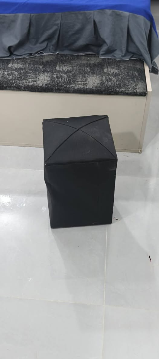 غرفه اخشاب للبيع او مراوس ***********
