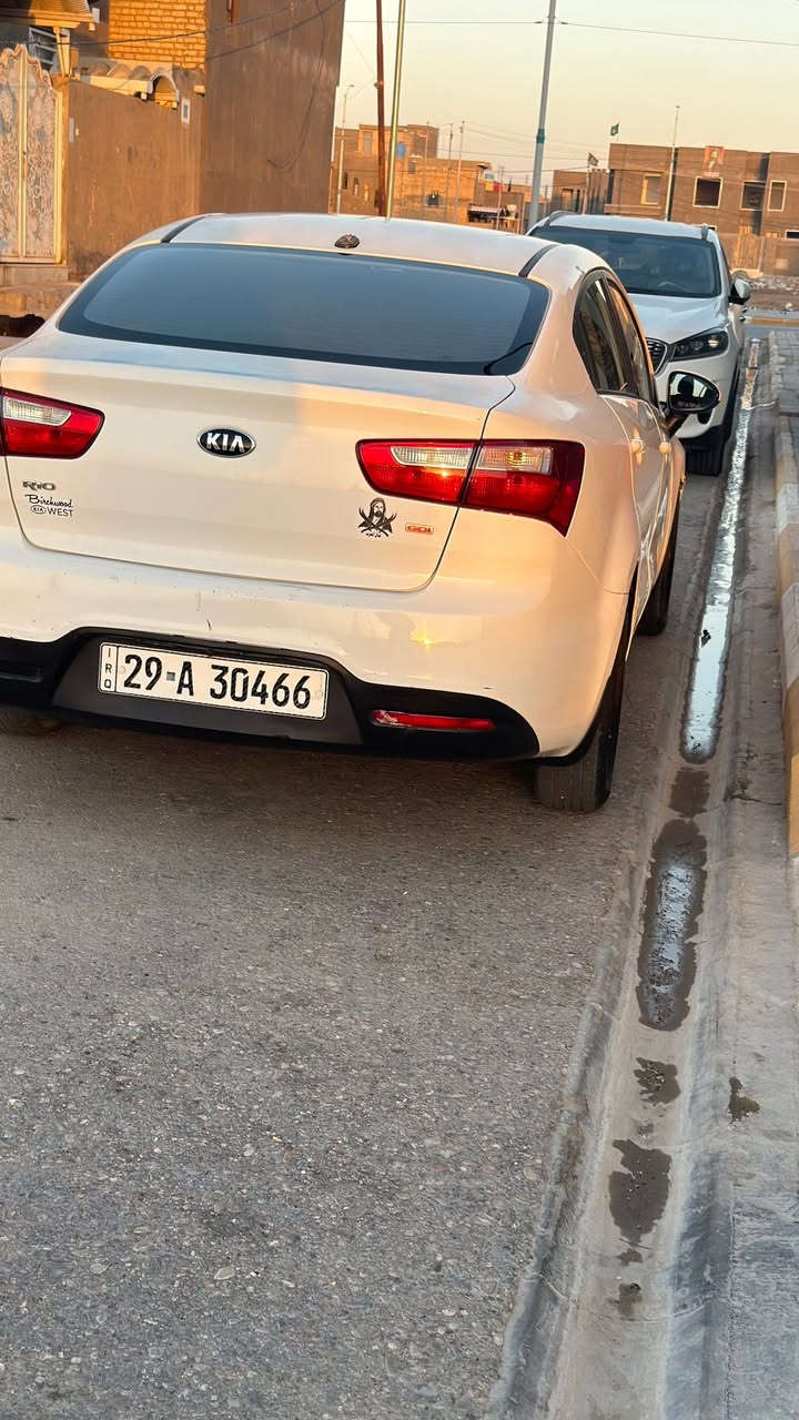 السلام عليكم .. كيا ريو موديل 15 محرك 1600 وارد امريكي بيها بارد حك شبرين جاهزة من تبريد وحدادية السعر 85 وبيها مجال للتواصل ‭.             ***********‬
