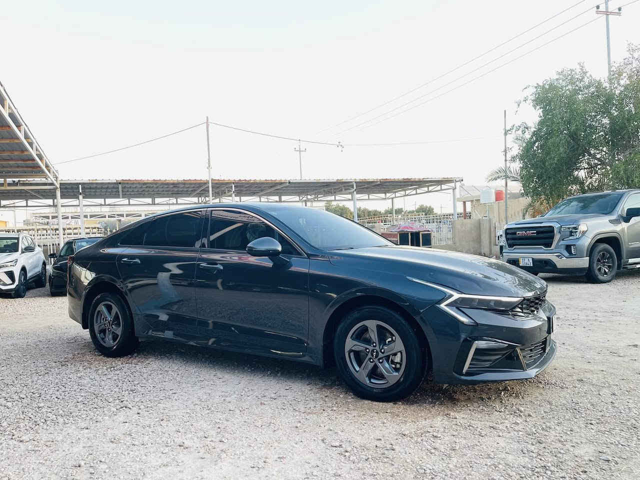 سلام عليكم
K5 2024 خليجي /حره بدون رقم
شاشه/تحكم استيرن/3وضعيات قياده/رادارات/ وكامره/بصمتين/دواخل ابيض/محرك2500
بيه فقط بارد بل بنيد والجنطه 
السعر:195 وبيه مجال للشراي
المركز :#السماوه
للأستفسار:‭0781 913 3984
