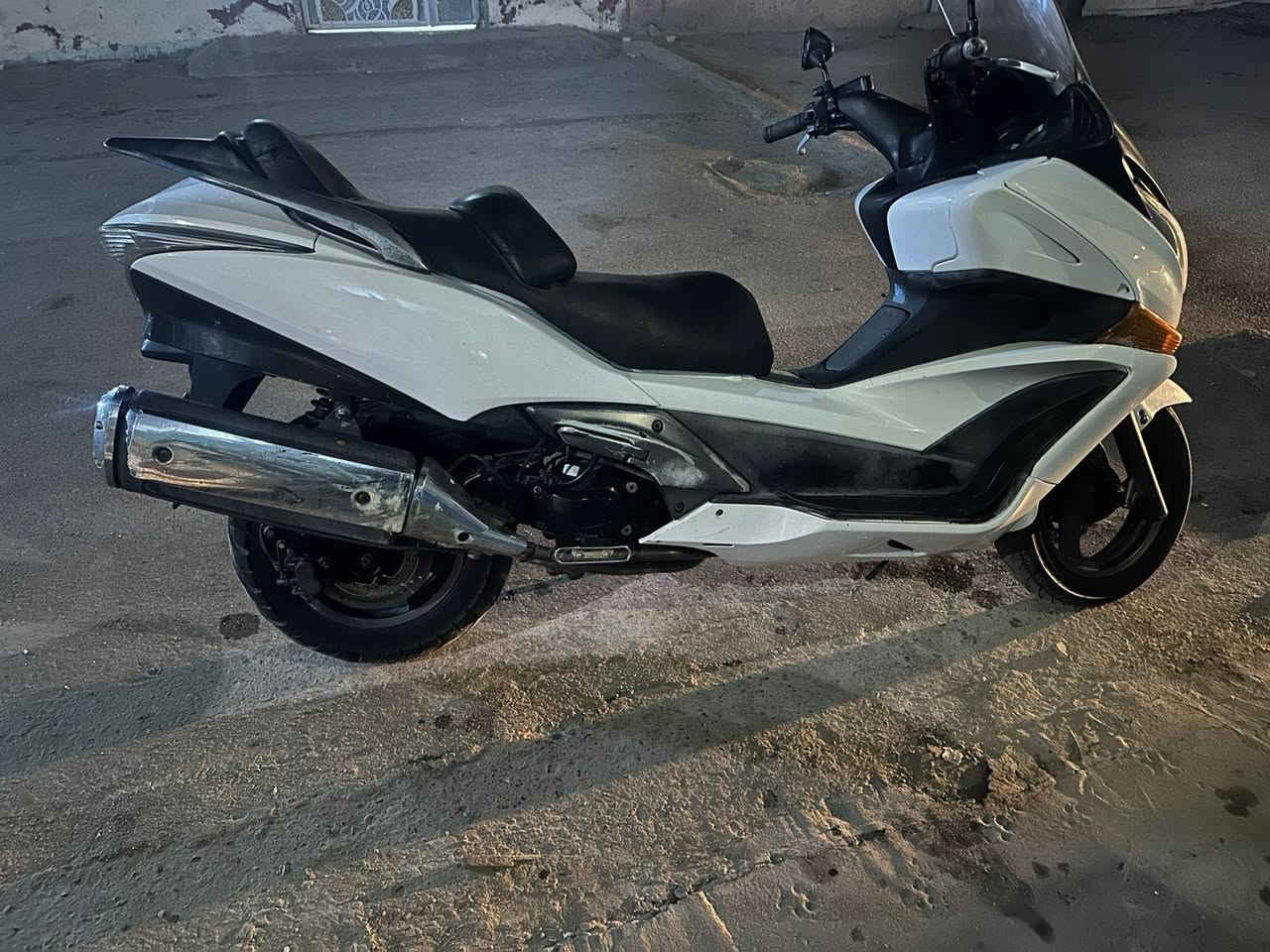 دراجه سلفر 400 كفاله عامه1600
***********
