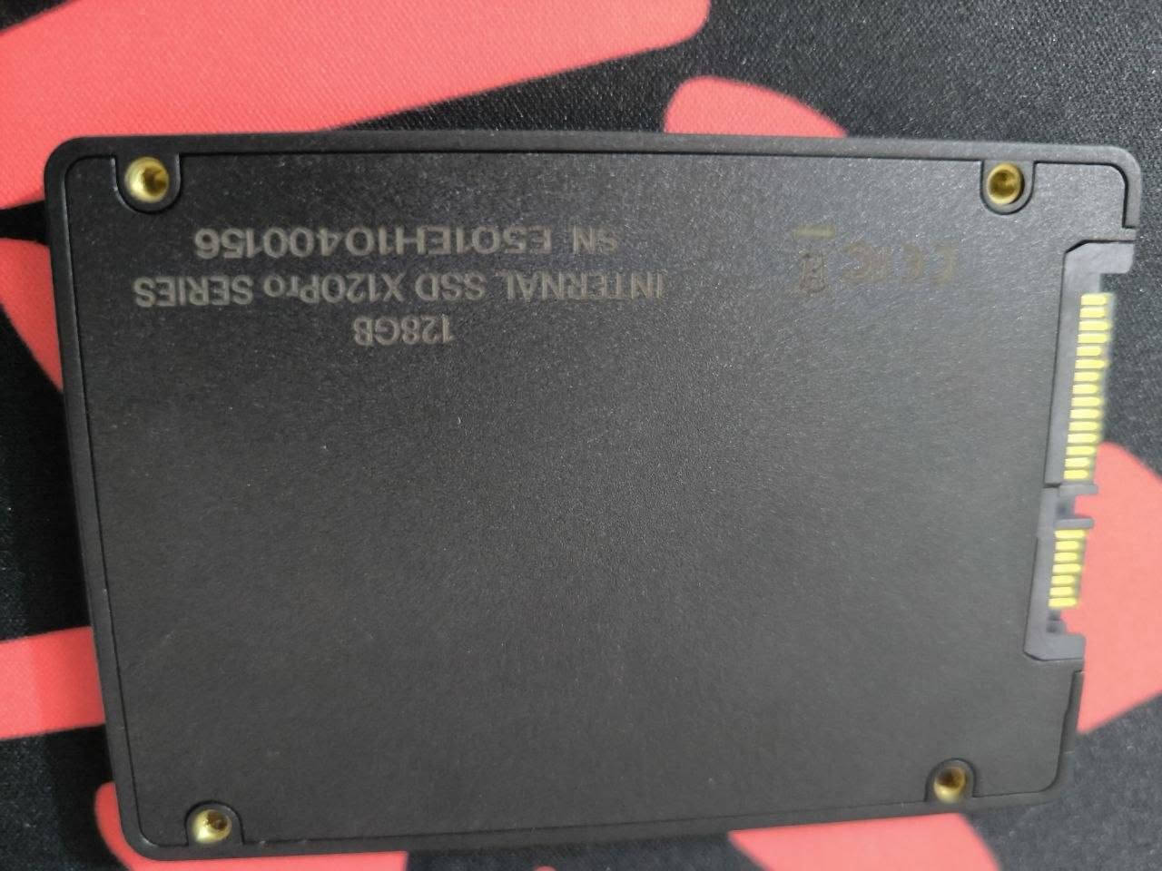 هارد KODAK SSD 
128GB 
سعره 20 الف متوفر توصيل


**إذا كنت صاحب هذا الإعلان وتريد حذفه لأي سبب، رجاءا أرسل رسالة إلى الدعم الفني**