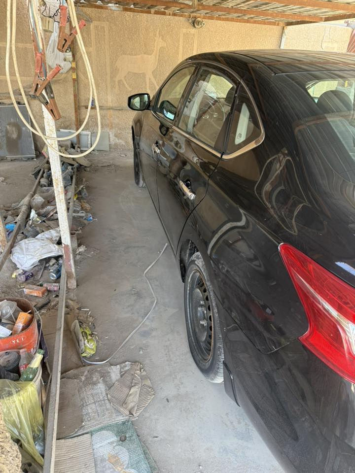 السلام عليكم. موديل 19ماشي 130ميل السعر 98.  صبغ الباب خلفي @@***********
